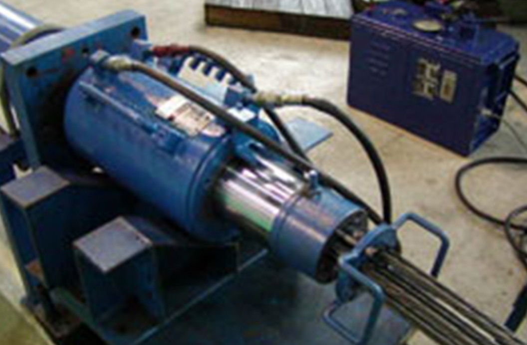 プレストコンクリートとジャッキの関係